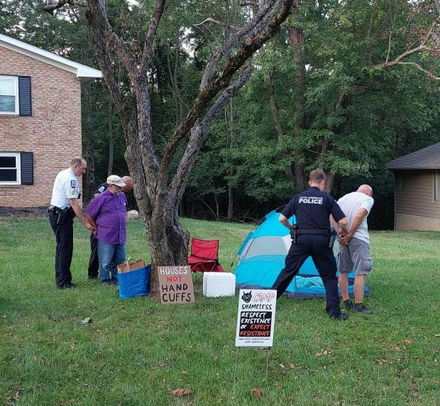Peaceful Civil Disobedience Protest at Columbus City Leaders Houses Lands 5 People In Jail